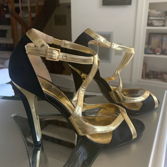 Le Château Gorgeous Evening Sandals Size 8 1/2 🔥🔥🔥🔥 - Picture 2 of 13